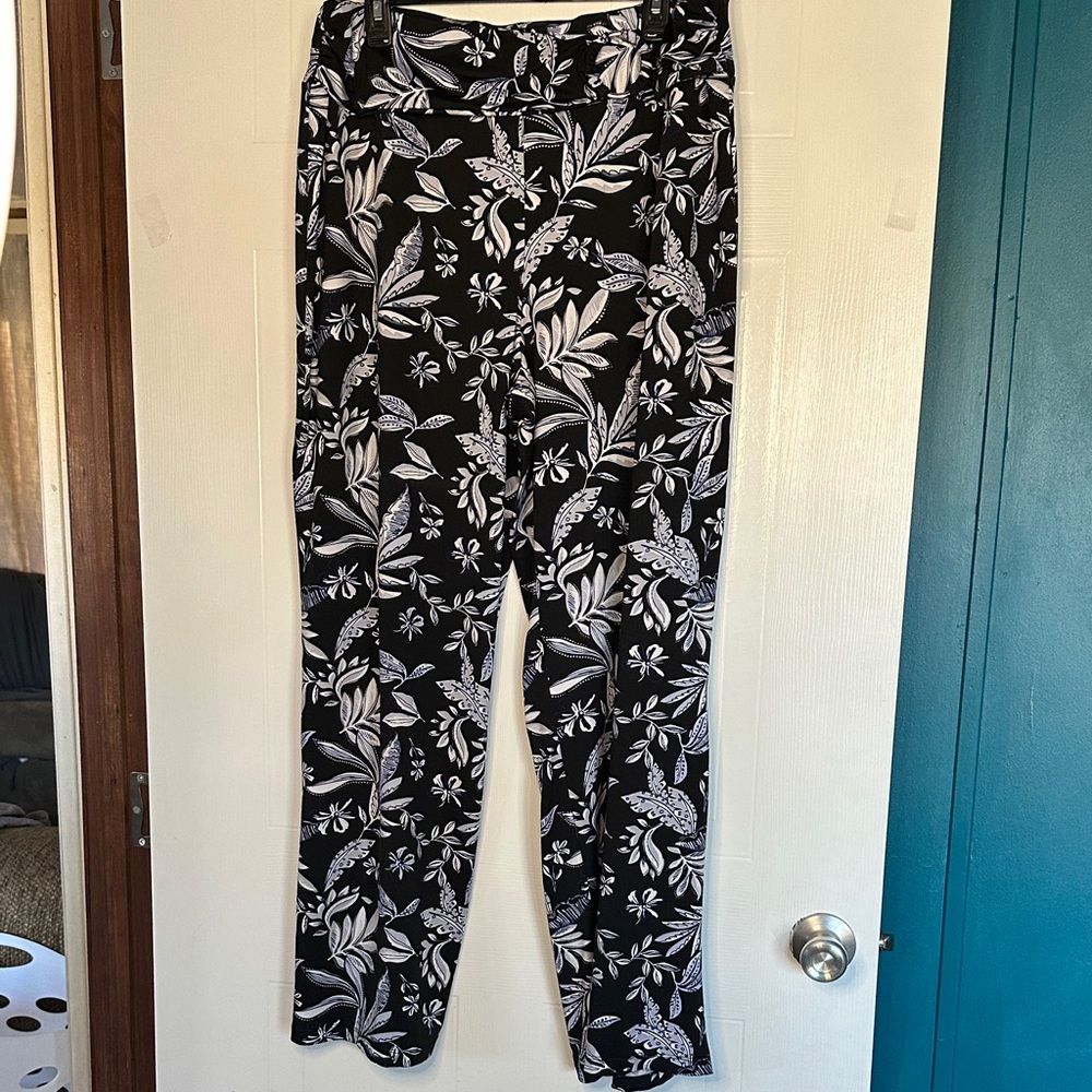 NWOT Robert Louis Floral Dress Pants Size XL 🫥 🫥 - Picture 1 of 6